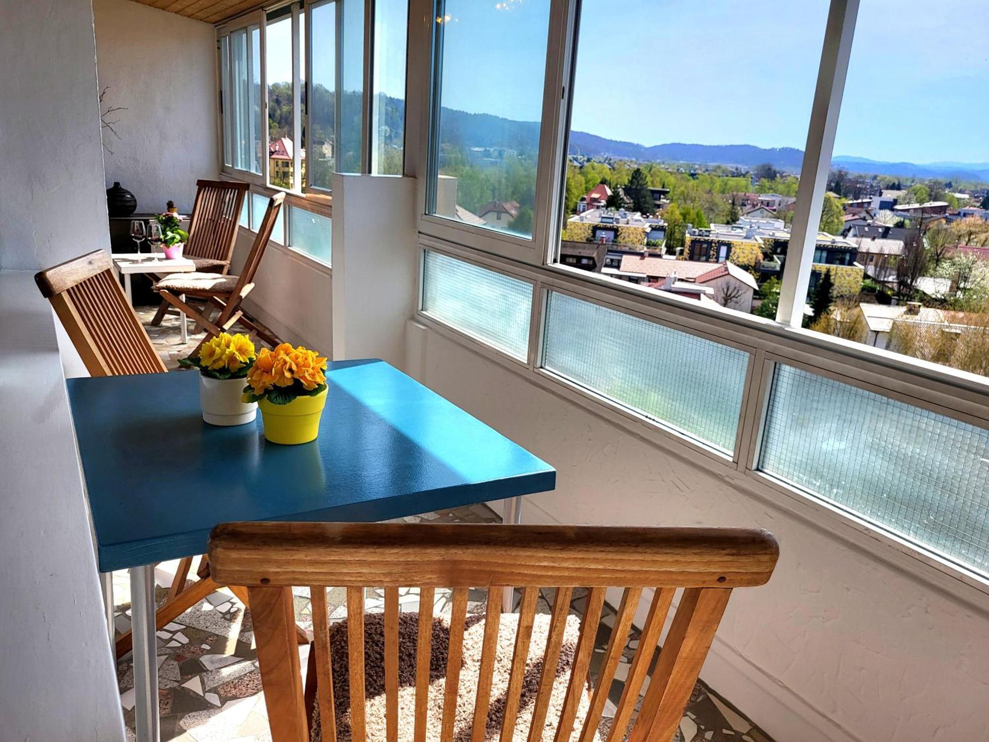 Beautiful Apartment In The Nicest Part Of Town Любляна Екстериор снимка